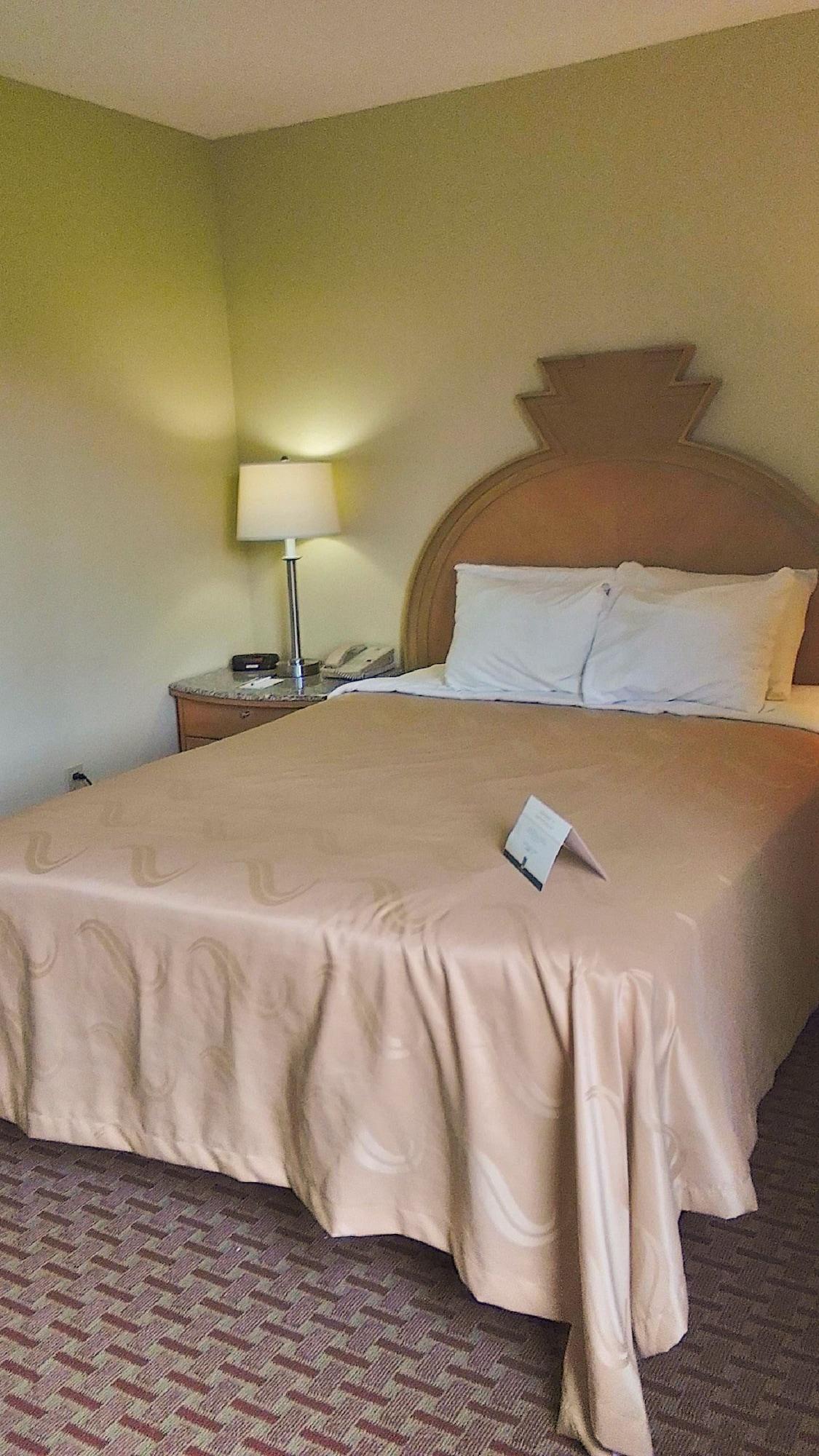Quality Inn & Suites Greenfield I-70 Buitenkant foto